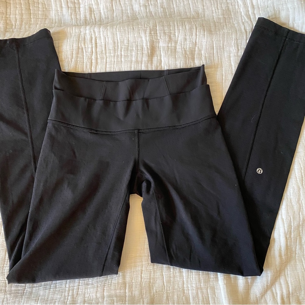 Lululemon Black Ribbed Waistband Perforated Full Length Straight Leg Yoga Pant M